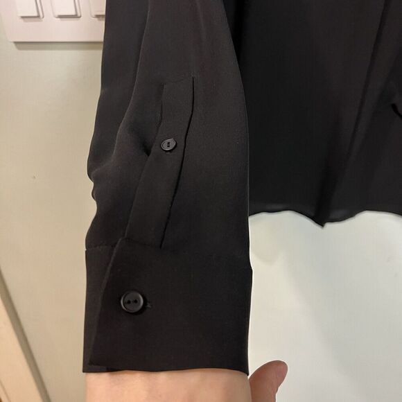 Theory Women's Size Large  Black Long Sleeves Button-Up Silk Shirt Blouse - Picture 10 of 10